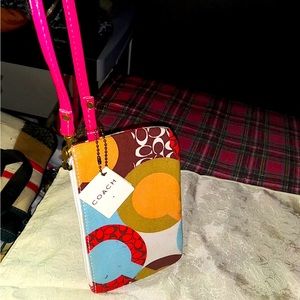 Brand new wrist bag from coach new with tags